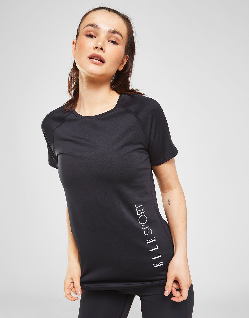 ELLE Sport Long Line Performance T-Shirt - Elle Sports